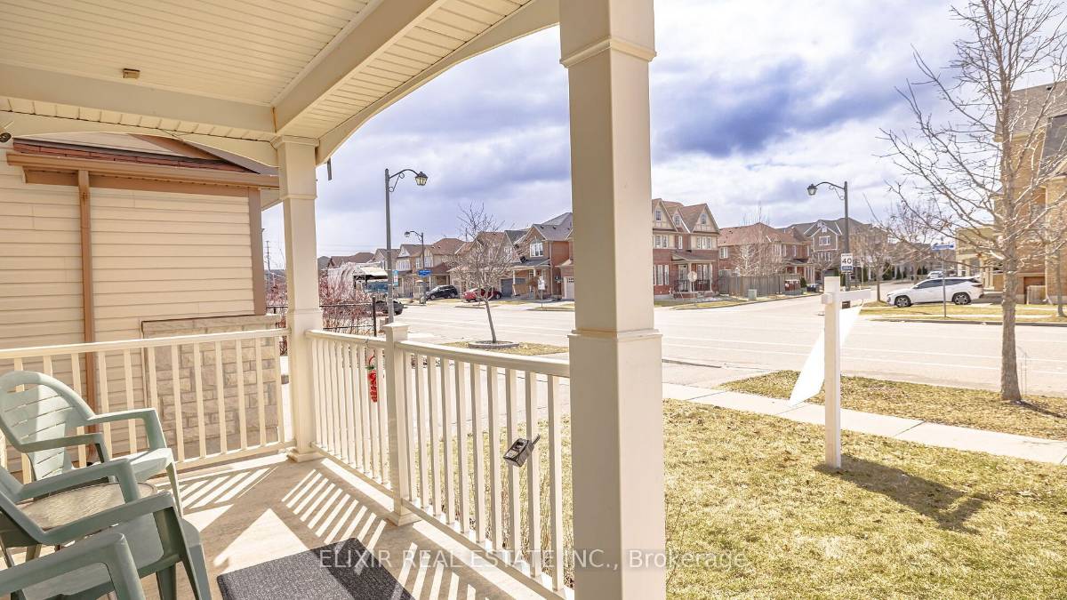 1029 Farmstead. Dr — photo 6 of 33