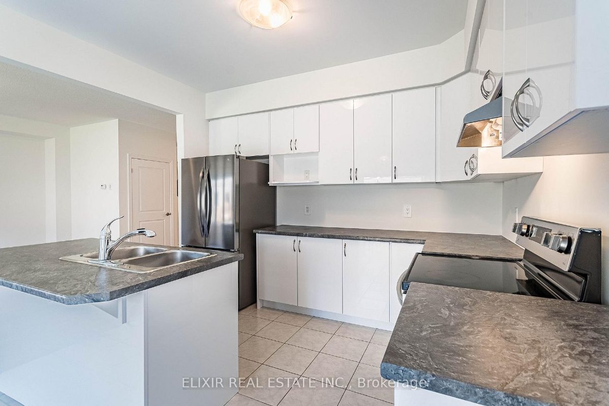 11 Brewis St — photo 8 of 24