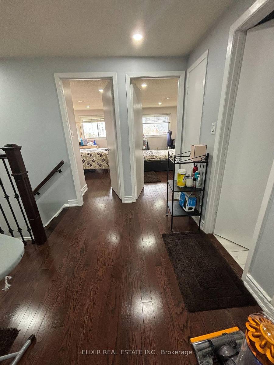 26 Roughfield Cres — photo 15 of 22