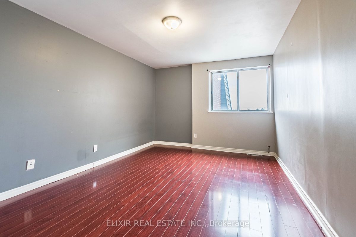 3025 The Credit Woodlands Dr 336 — photo 15 of 29