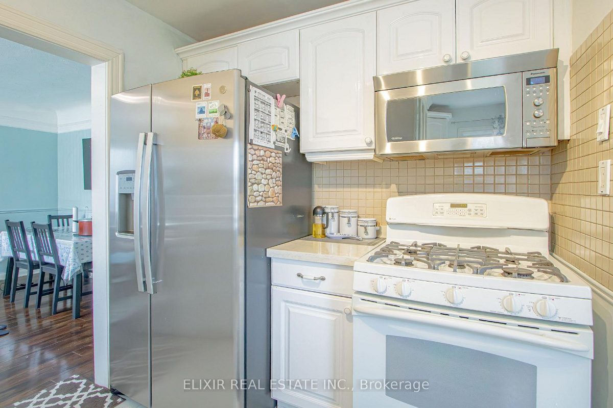360 HALE St — photo 8 of 29