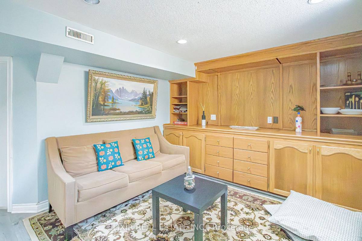 360 HALE St — photo 19 of 29