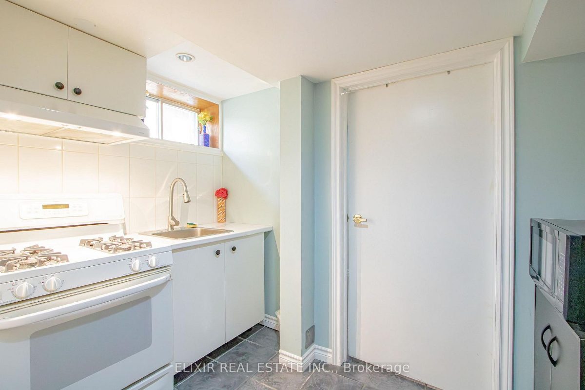 360 HALE St — photo 22 of 29
